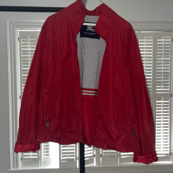 Vintage Burberry London Red Rain-jacket (never worn)